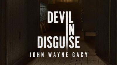 Devil in Disguise: John Wayne Gacy - Saison 1 E06/08