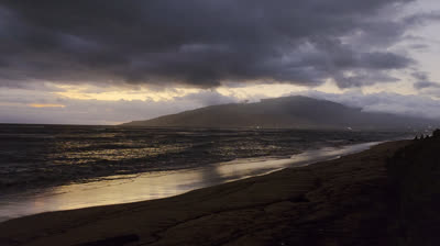 Sunset at Lipoa Beach