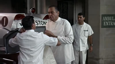 Pazzi, Pupe E Pillole (1964)
